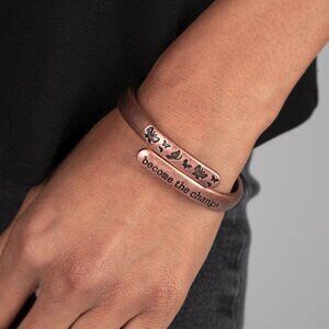 Paparazzi Jewelry Accessories - WINGS of Change - Copper Bracelet - Vintage